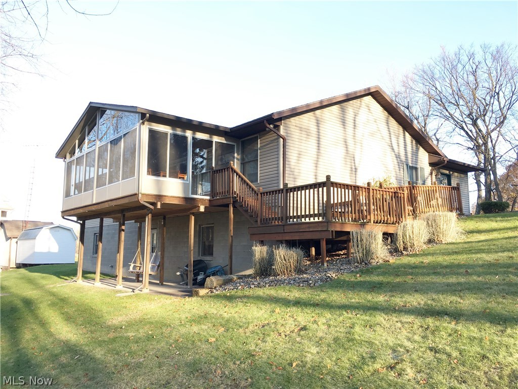 1088 Robinhood Road Southeast Dennison, OH 44621 - Photo 2 of 30