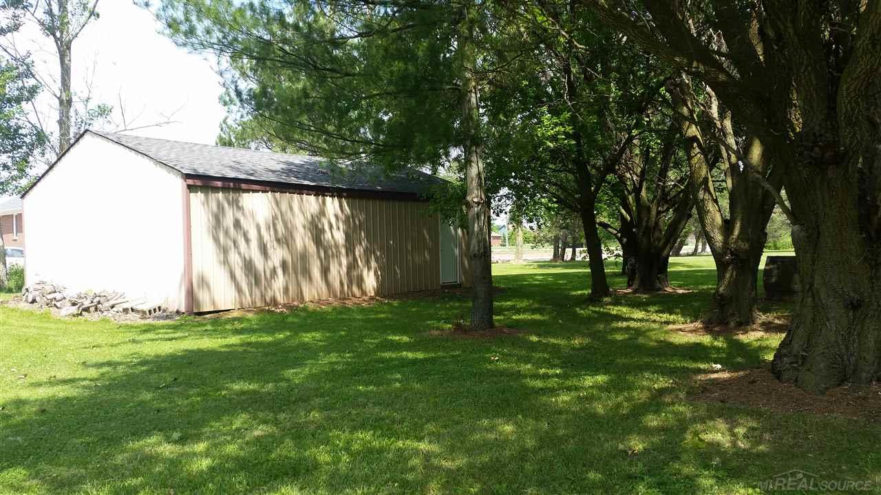 20620 33 Mile Road Armada, MI 48005 - Photo 31 of 35 31294696-30.JPG