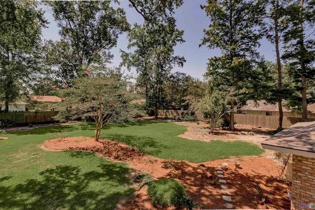 $354,700 | 12006 Towering Oaks Drive, St. George, LA 70810