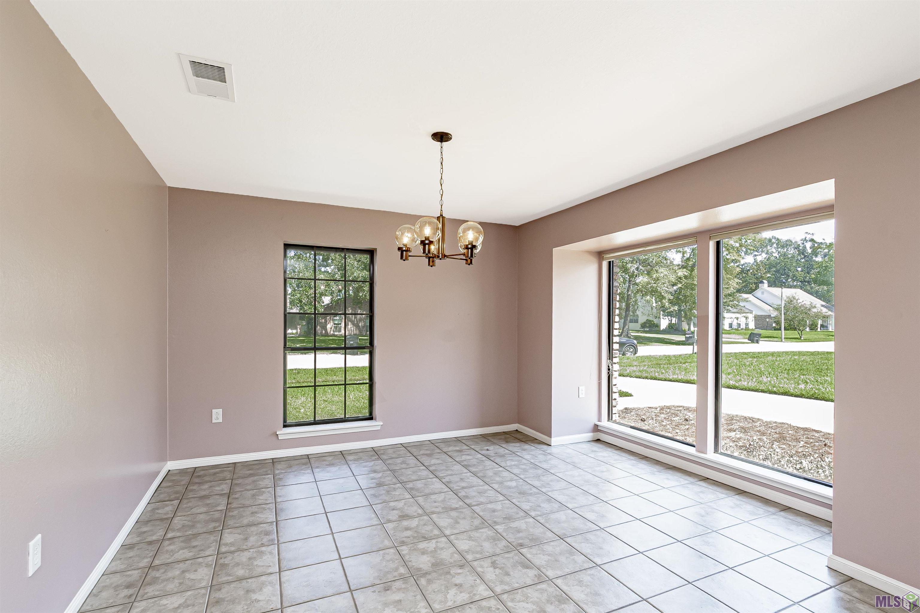 12006 Towering Oaks Drive St. George, LA 70810 - Photo 7 of 19