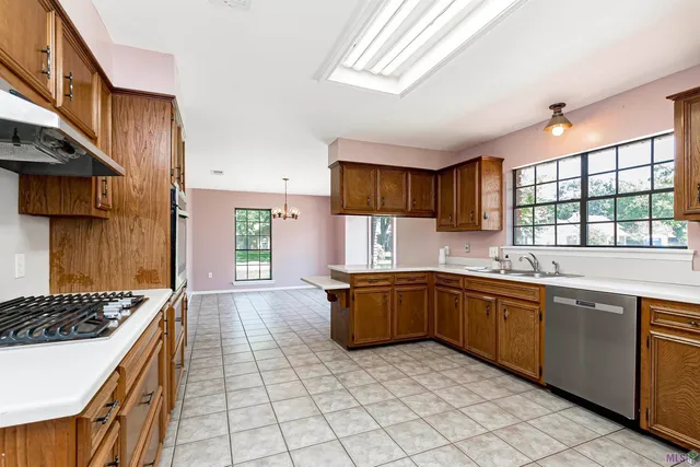 $354,700 | 12006 Towering Oaks Drive, St. George, LA 70810