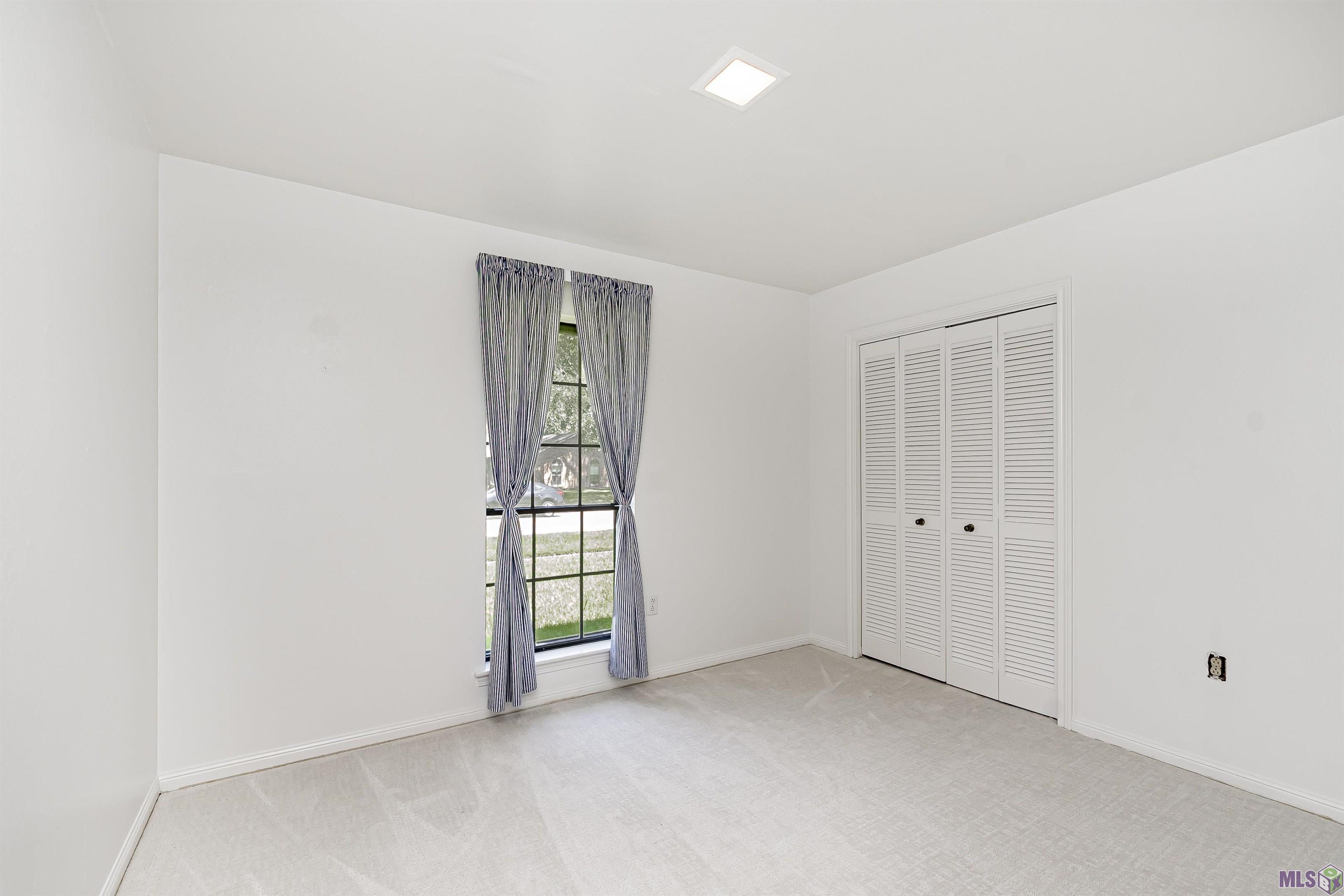 12006 Towering Oaks Drive St. George, LA 70810 - Photo 10 of 19