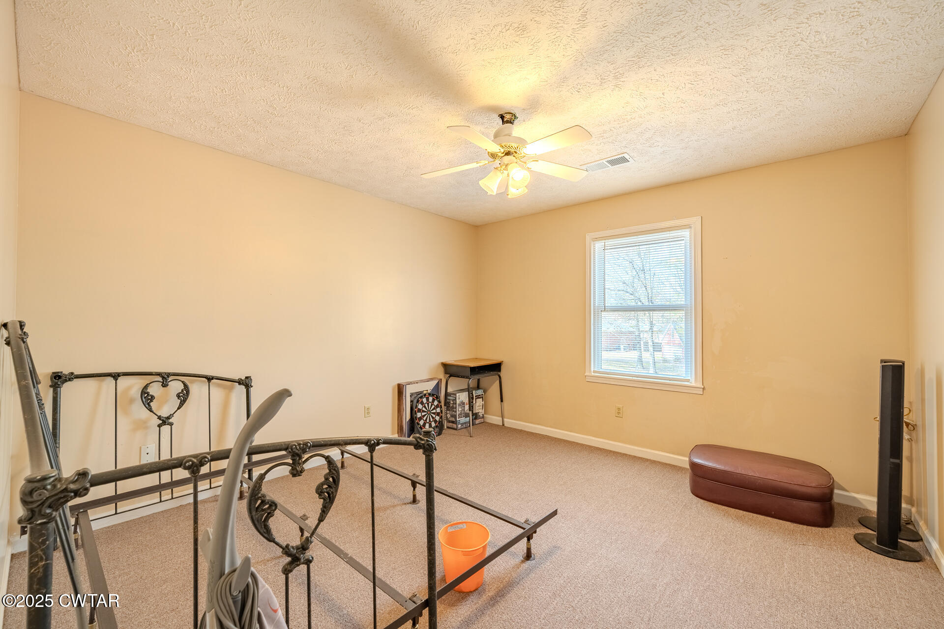 43 Paddock Place Jackson, TN 38305 - Photo 28 of 38 a view of a livingroom with furniture