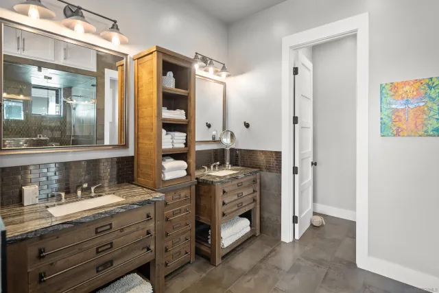 $22,500 | 218 J Avenue, Coronado, CA 92118