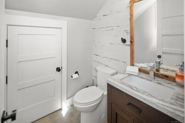 $22,500 | 218 J Avenue, Coronado, CA 92118