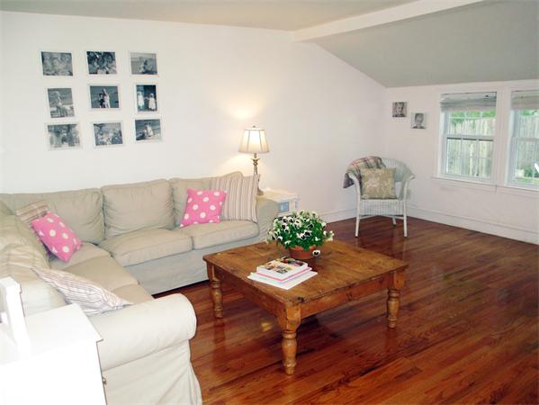 29 Longfellow Road Needham, MA 02494 - Photo 8 of 17