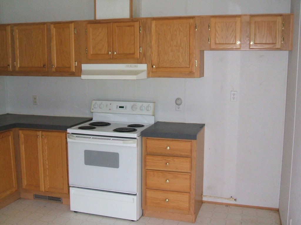 3881 Schook Road Cheboygan, MI 49721 - Photo 5 of 13 1809675-4.JPG
