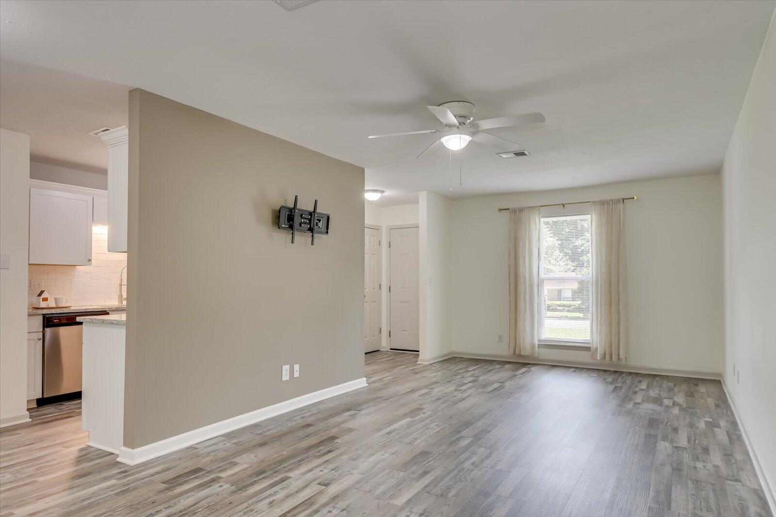 4527 Plantation Road Martinez, GA 30907 - Photo 3 of 24 Feature: Living/Dining Room