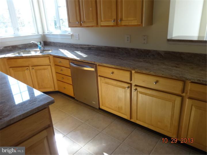 103 Quail Ridge Way Mickleton, NJ 08056 - Photo 9 of 13 Gallery Image 9