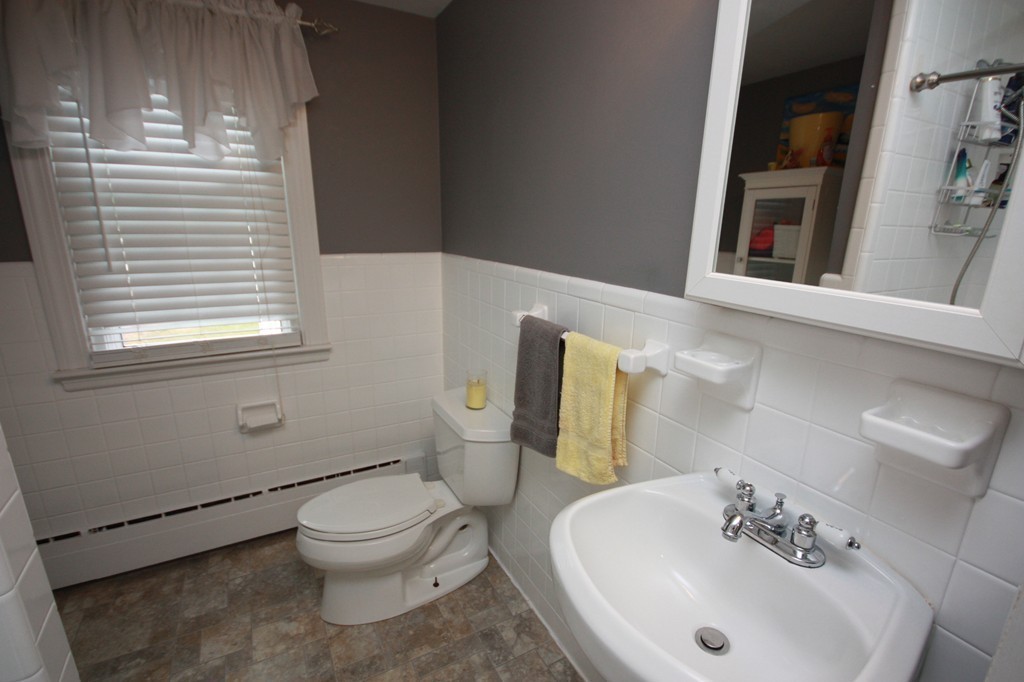 20 York Road Lynn, MA 01904 - Photo 12 of 22 Gallery Image 12