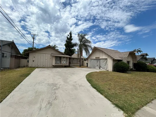 $1,139,000 | 12041 Davenport Road, Los Alamitos, CA 90720