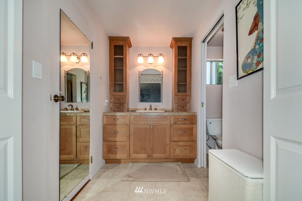 10642 Northeast 145th Place Bothell, WA 98011 - Photo 16 of 21 Gallery Image 16