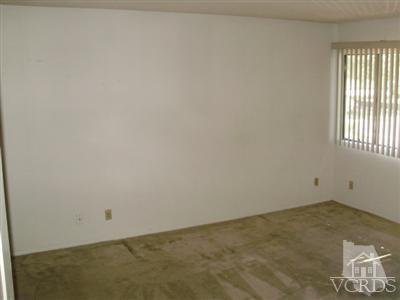 2031 East Bard Road Oxnard, CA 93033 - Photo 3 of 11 Additional Photo