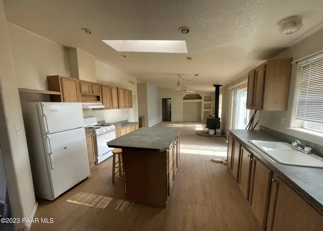 $163,000 | 38701 Tin Star Trail, Seligman, AZ 86337