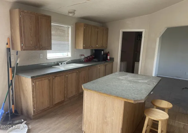 $163,000 | 38701 Tin Star Trail, Seligman, AZ 86337