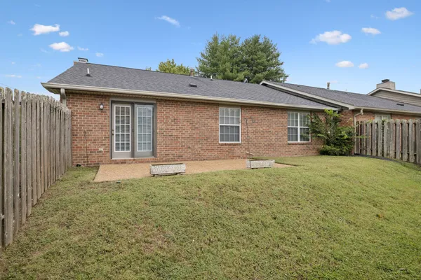 $450,000 | 301 Autumn Chase Drive, Nashville, TN 37214