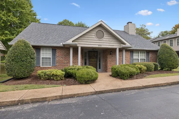$450,000 | 301 Autumn Chase Drive, Nashville, TN 37214