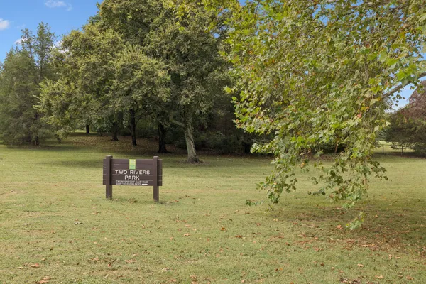 $450,000 | 301 Autumn Chase Drive, Nashville, TN 37214