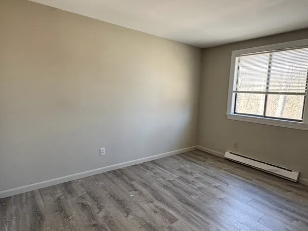 $1,650 | 320 Elm Street, Unit 10, Southbridge, MA 01550
