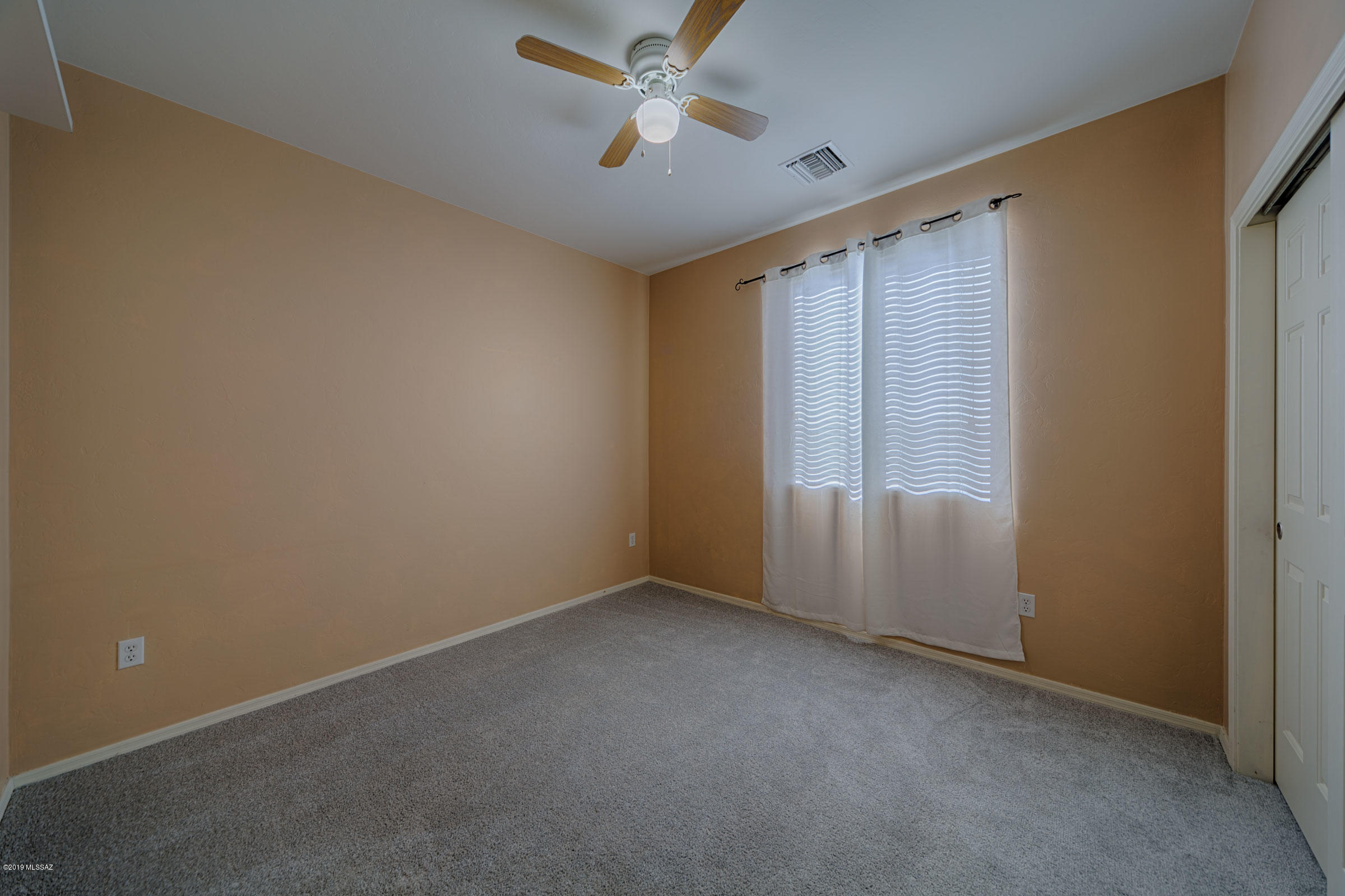 210 East Sycamore View Road Vail, AZ 85641 - Photo 6 of 15