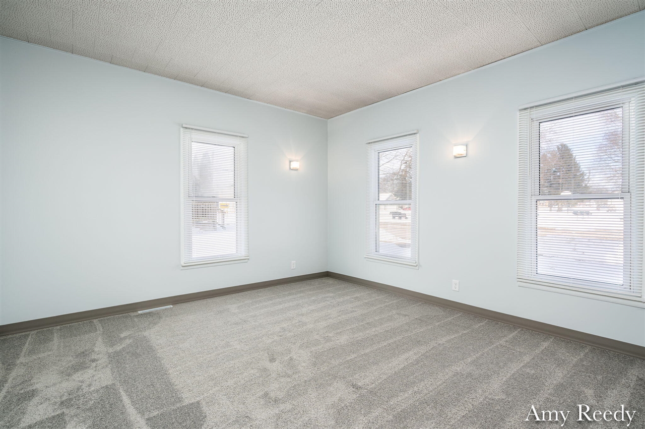 418 Elm Street Lowell, MI 49331 - Photo 19 of 33