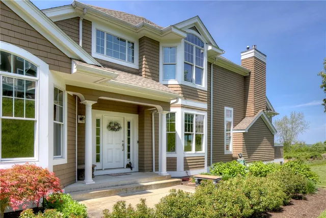 $1,549,000 | 87 Waters Edge, Tiverton, RI 02878