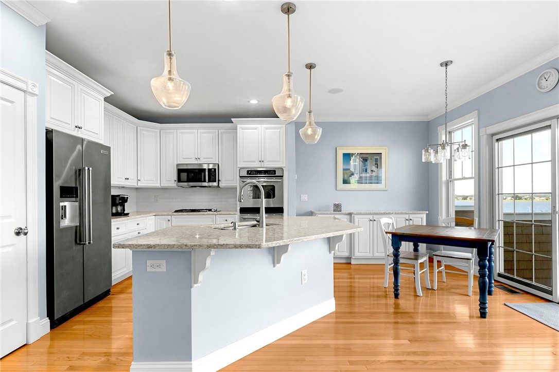 87 Waters Edge Tiverton, RI 02878 - Photo 9 of 43