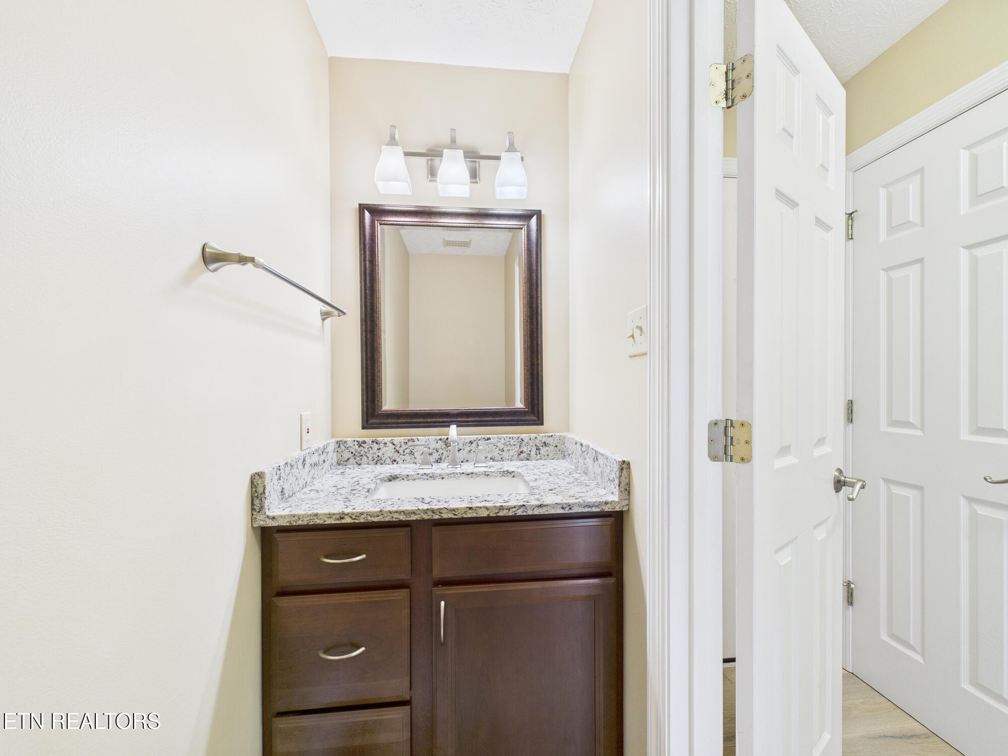 572 Mariner Point Drive Clinton, TN 37716 - Photo 26 of 46 CAM02235G0-PR0083-STILL023