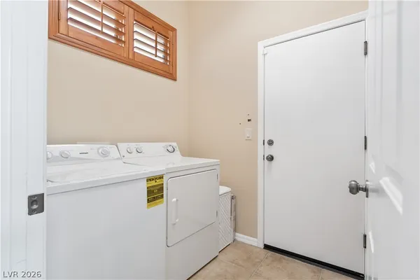 $3,100 | 10 Chatmoss Road, Henderson, NV 89052