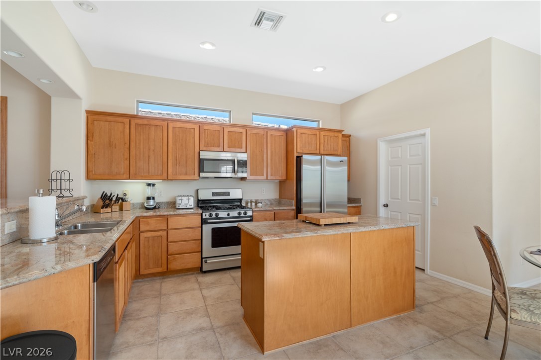 10 Chatmoss Road Henderson, NV 89052 - Photo 4 of 28