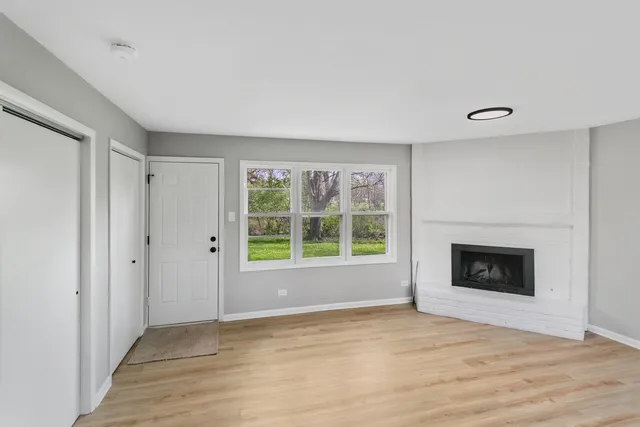 $233,700 | 505 Barbara Court, University Park, IL 60484