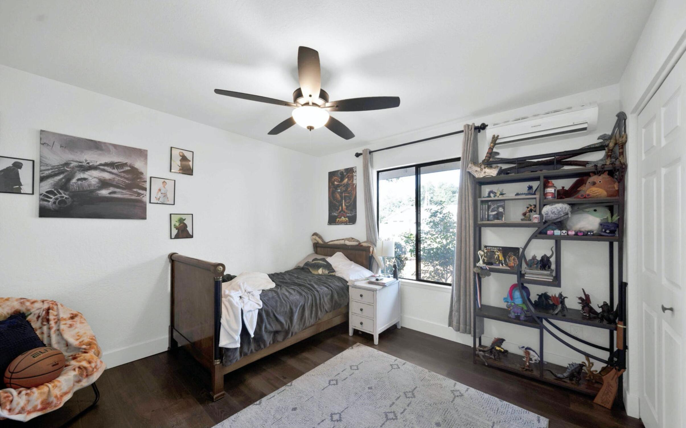 7067 Tucker Lane Redding, CA 96002 - Photo 24 of 47 Bedroom 2