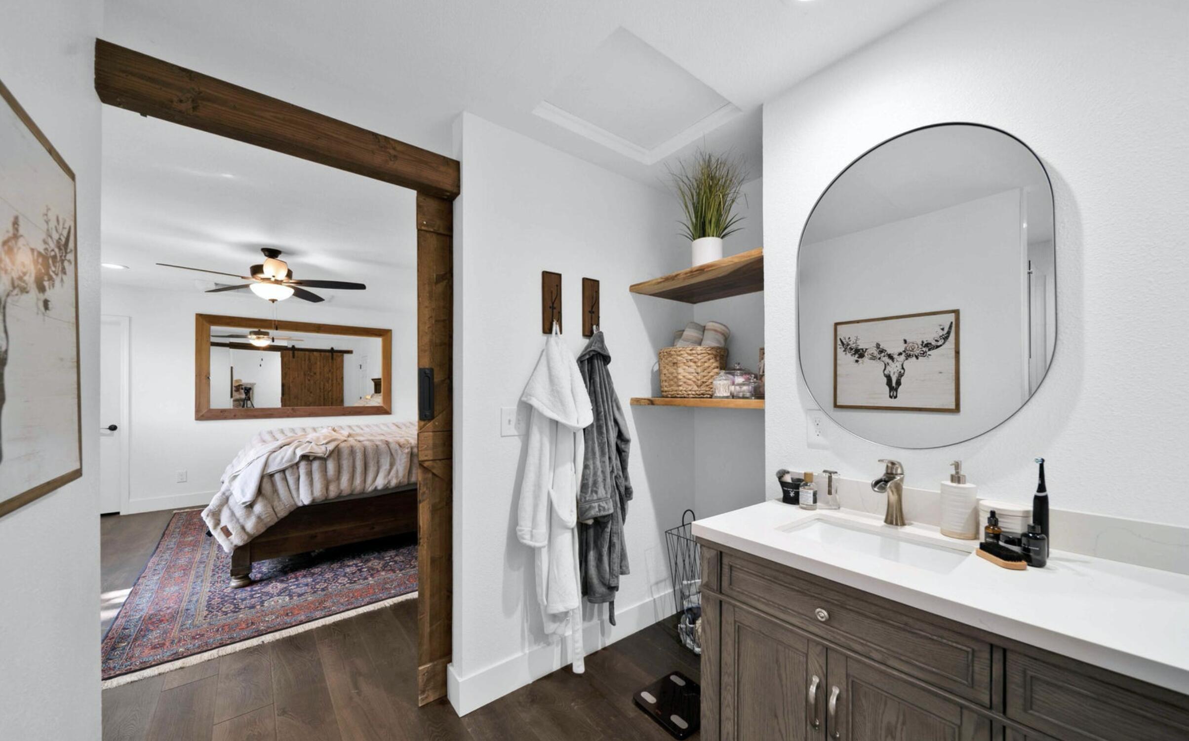 7067 Tucker Lane Redding, CA 96002 - Photo 34 of 47 Primary Bathroom