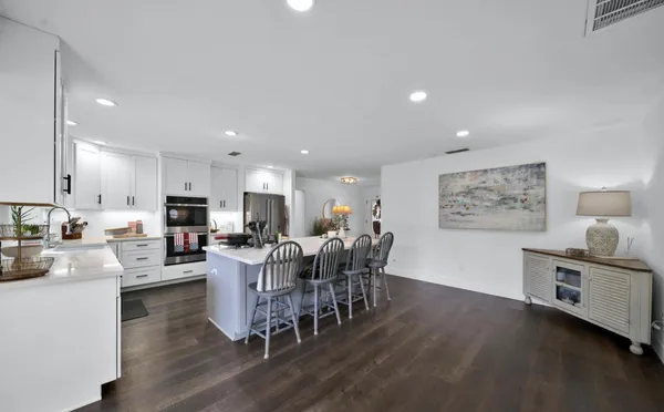 $655,000 | 7067 Tucker Lane, Redding, CA 96002