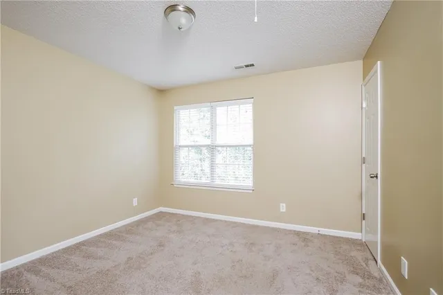 $1,645 | 4622 Mallard Creek Drive, Greensboro, NC 27405