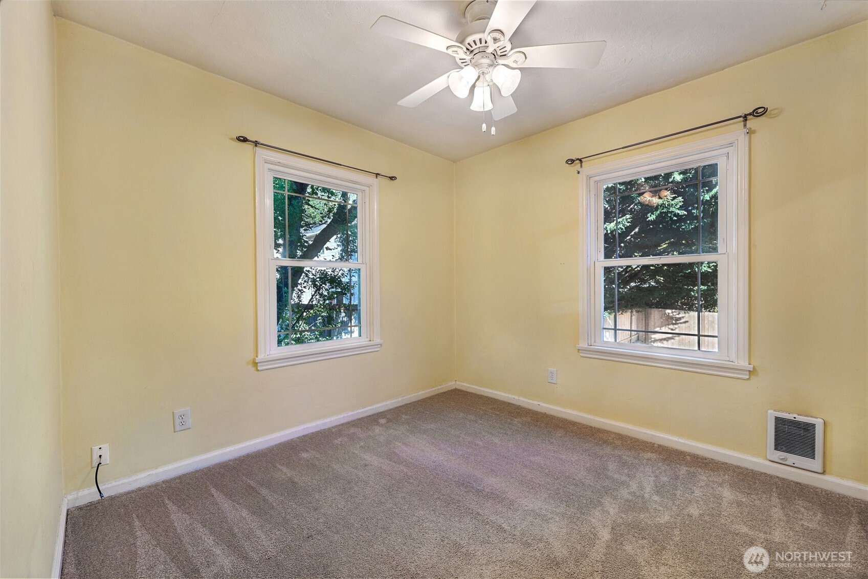 6712 18th Avenue Southwest Seattle, WA 98106 - Photo 16 of 25 Gallery Image 16