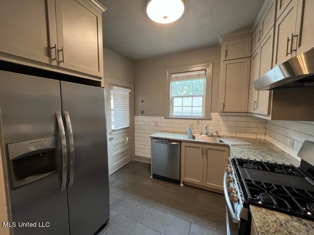 1710 Lyncrest Avenue, Unit B Jackson, MS 39202 - Photo 5 of 11 IMG_2901