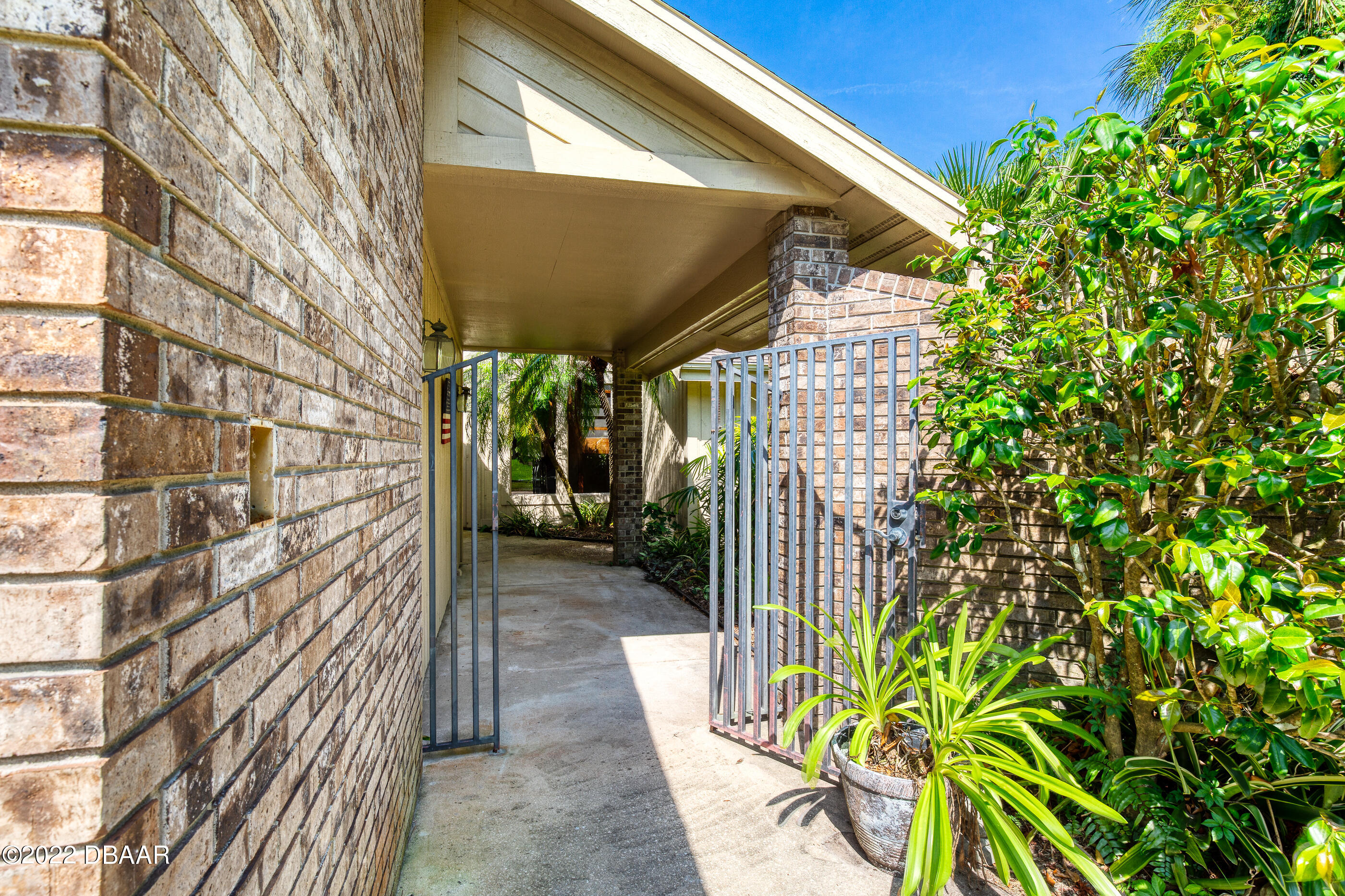 110 River Bluff Drive Ormond Beach, FL 32174 - Photo 6 of 57 110RiverBluffDrive-6