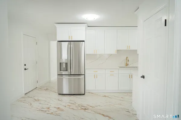 $579,999 | 21 Oven Rock Road, Bethel, CT 06801