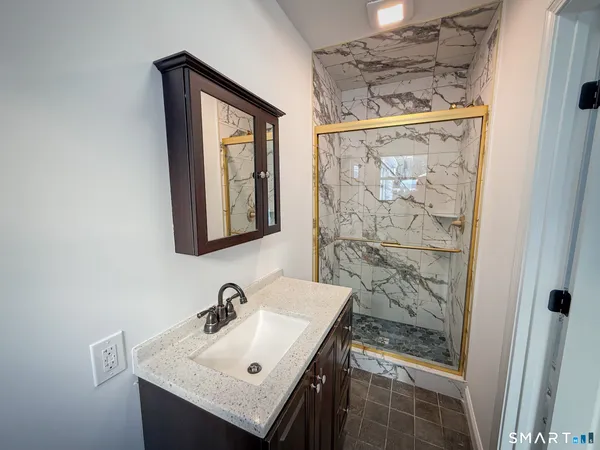 $579,999 | 21 Oven Rock Road, Bethel, CT 06801