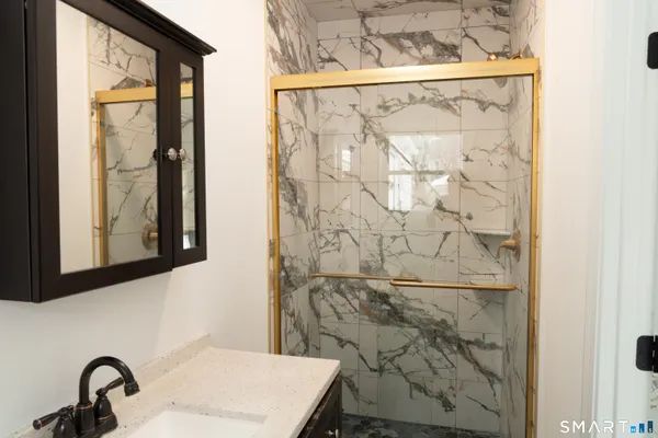 $579,999 | 21 Oven Rock Road, Bethel, CT 06801