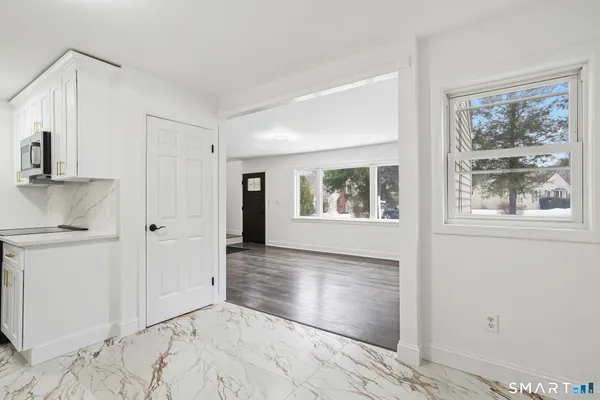 $579,999 | 21 Oven Rock Road, Bethel, CT 06801