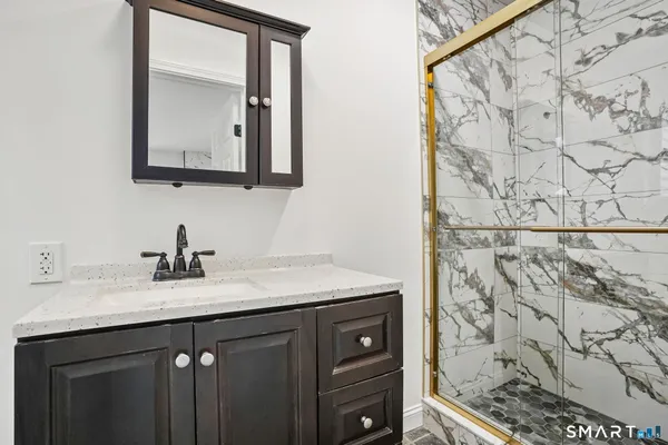 $579,999 | 21 Oven Rock Road, Bethel, CT 06801