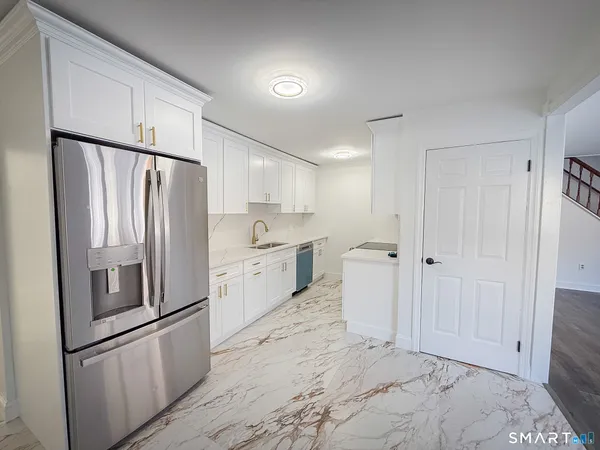 $579,999 | 21 Oven Rock Road, Bethel, CT 06801