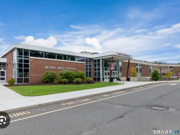 $579,999 | 21 Oven Rock Road, Bethel, CT 06801