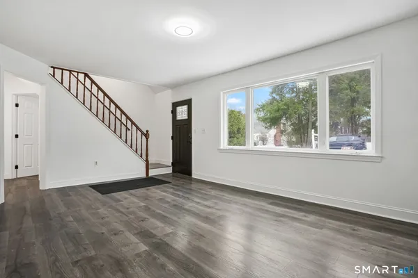 $579,999 | 21 Oven Rock Road, Bethel, CT 06801