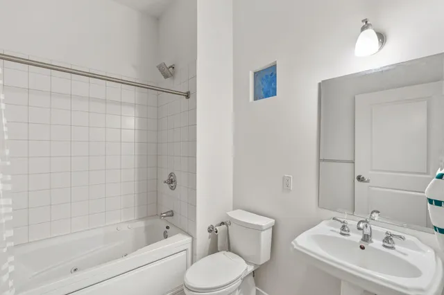 $235,000 | 209 8th Street East, Unit 308, St. Paul, MN 55101