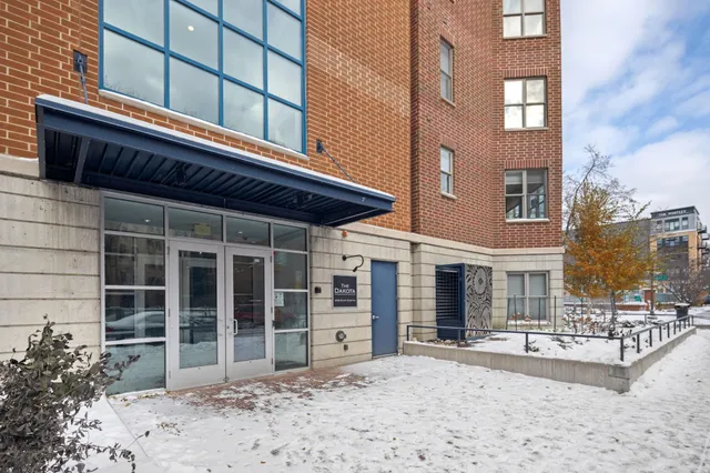 $235,000 | 209 8th Street East, Unit 308, St. Paul, MN 55101