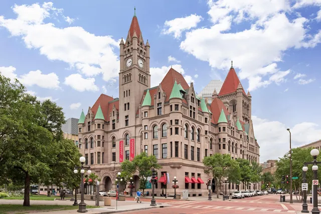 $235,000 | 209 8th Street East, Unit 308, St. Paul, MN 55101