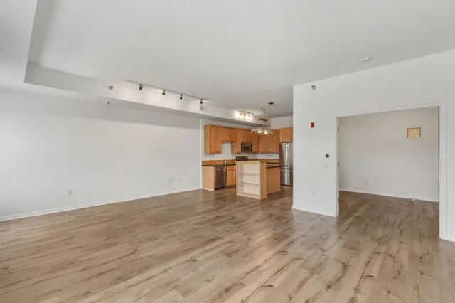 $235,000 | 209 8th Street East, Unit 308, St. Paul, MN 55101